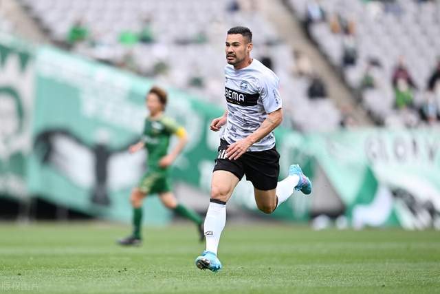 崔永熙31+10广州胜浙江 高登31分四川不敌北控