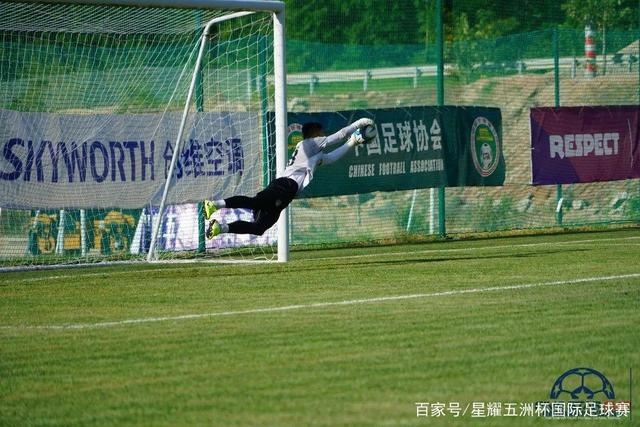 库里27分哈特三双 勇士负尼克斯跌回西部第十