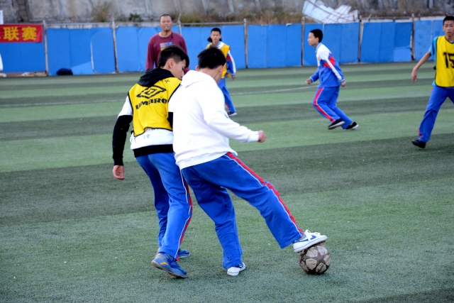 詹姆斯缺阵浓眉伤退 湖人负森林狼重回西部第9