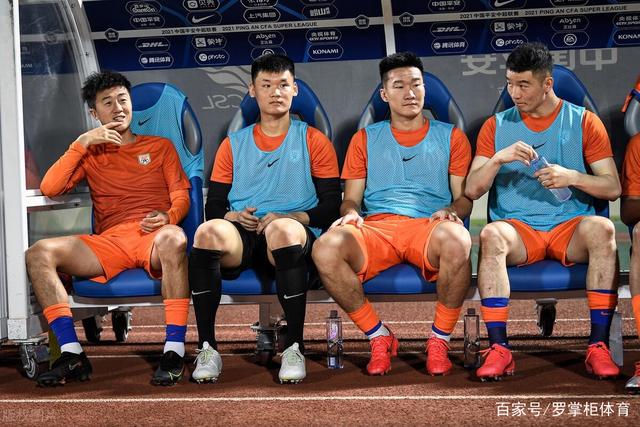 詹姆斯20+14+6浓眉24+8 湖人大胜绿军西部第五