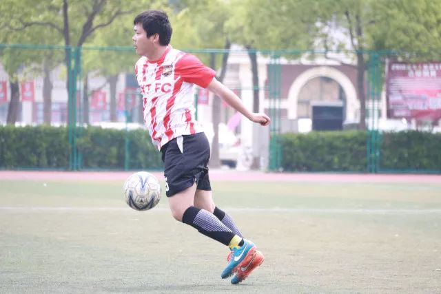 NBA球队只能有3份双向合同 崔永熙与多人竞争